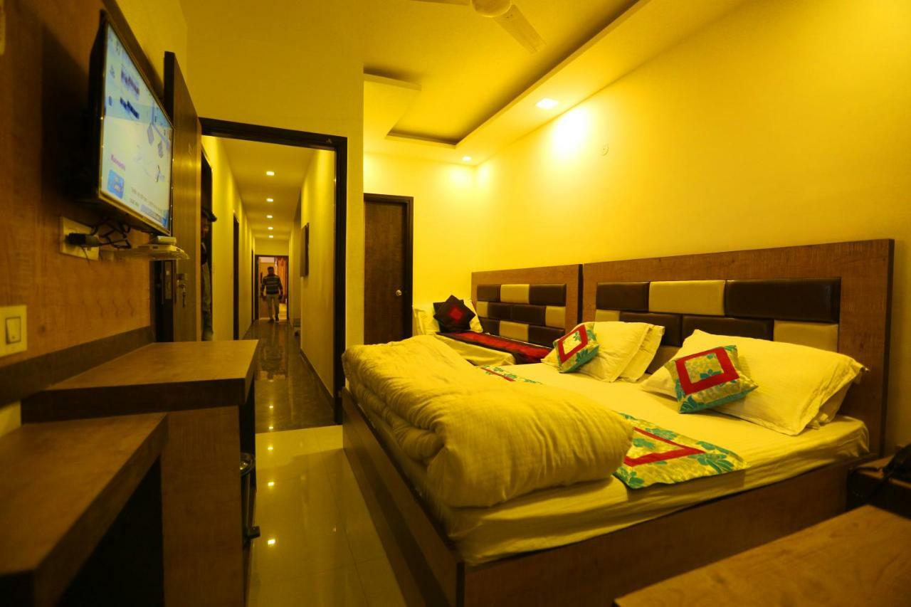 Hotel Golden Heart Amritsar Exterior photo
